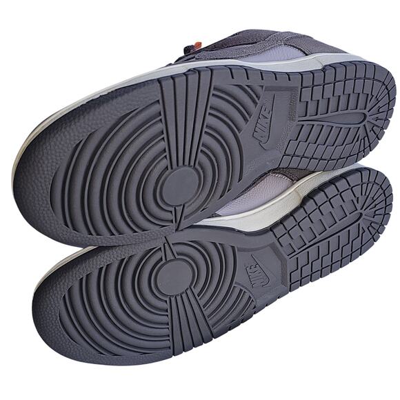 Nike Dunk Low Retro SE - Picture 4 of 5